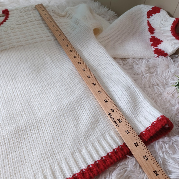 Forever 21 Red Heart Sweater Chunky Knitted Oversized Snow Fall Pullover Size S - Picture 6 of 7